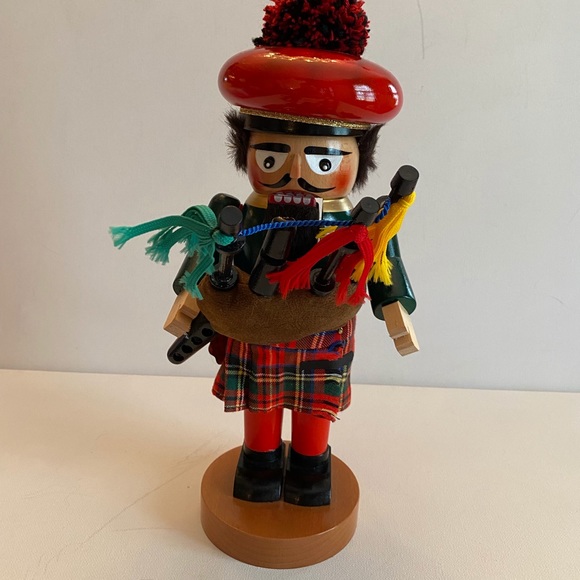 STEINBACH NUTCRACKER “CHUBBY BAGPIPER”German STEINBACH - Picture 6 of 12